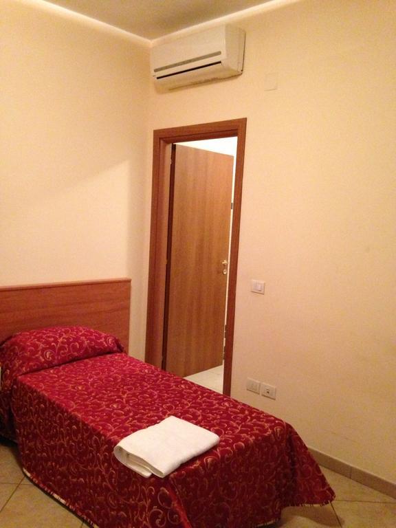 Affittacamere Flavia Roma Остия Антика Стая снимка