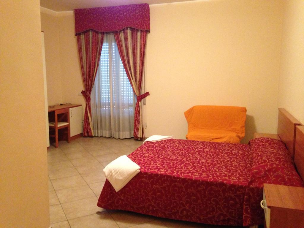 Affittacamere Flavia Roma Остия Антика Стая снимка