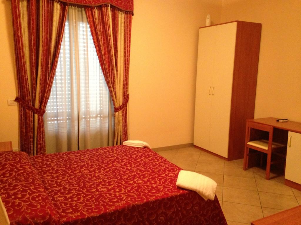 Affittacamere Flavia Roma Остия Антика Стая снимка